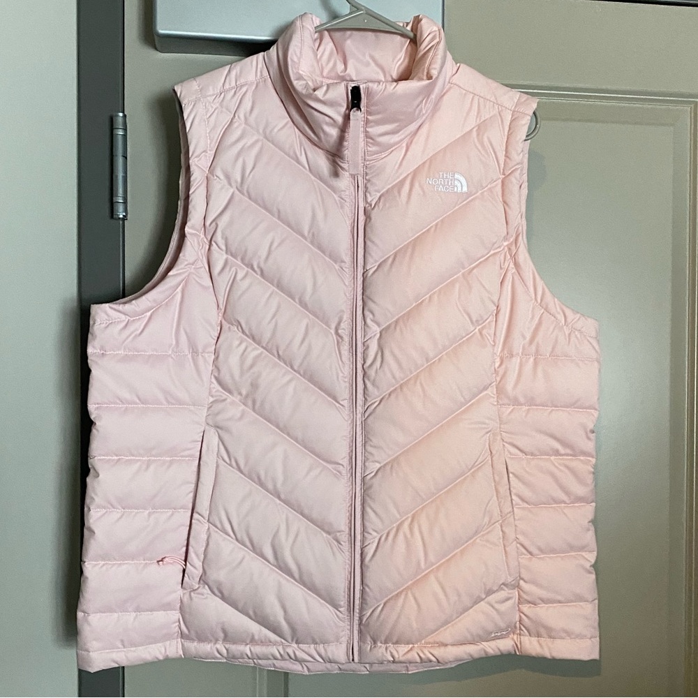 Women’s Northface Vest
